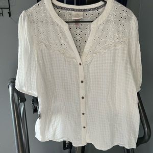 Knox Rose Button Down Top